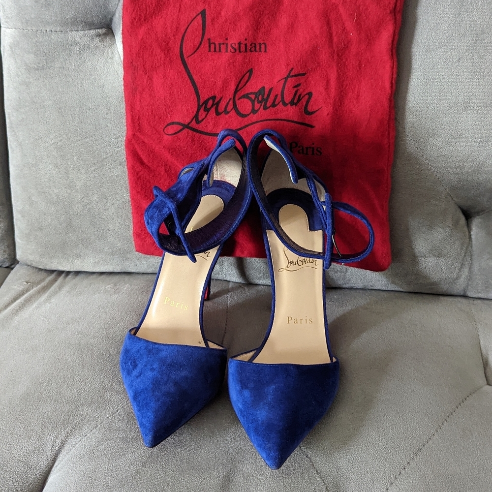 ✨💙 Blue Suede Louboutin Heels With Ankle Strap in BEAUTIFUL condition! 💙✨